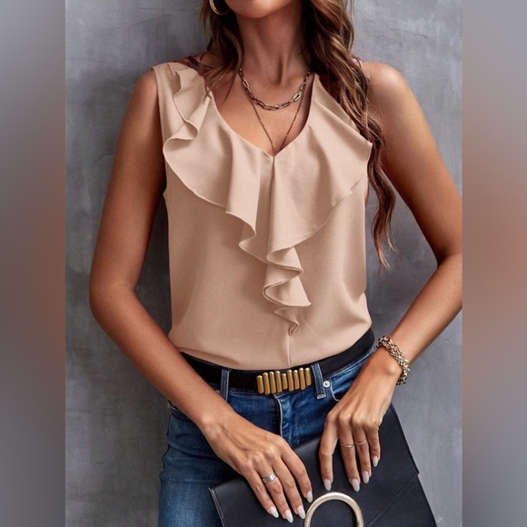 Let Me Adore You Ruffled Tank Top - Picture 4 of 5